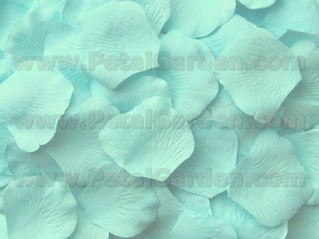 Breeze silk rose petals